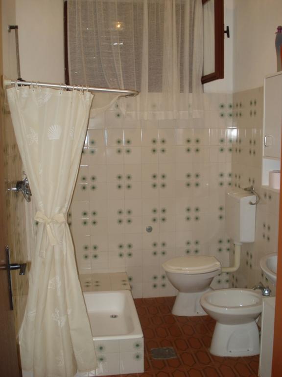 Apartments Xenia Petrcane Rum bild